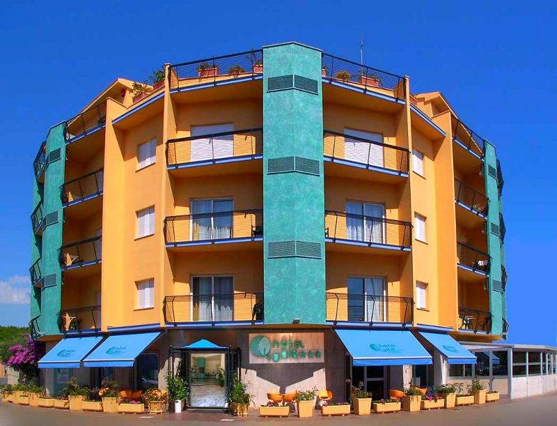 Hotel Lunik